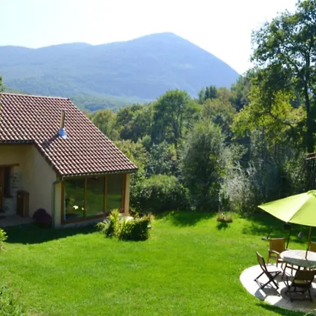 Maison Charmante A + Piscine Partagee & Vue Montagne Prázdninový dům