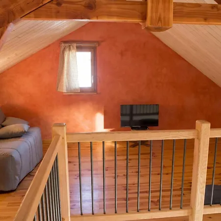 Maison Charmante A + Piscine Partagee & Vue Montagne Gembrie