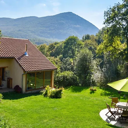 Prázdninový dům Maison Charmante A + Piscine Partagee & Vue Montagne *